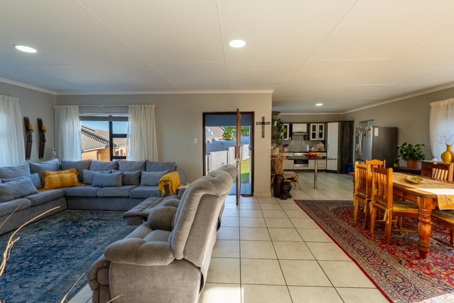 3 Bedroom Property for Sale in Monte Christo Western Cape